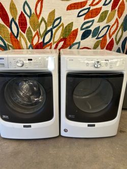 Maytag washer and dryer laundry