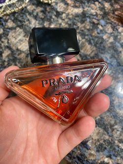 Prada perfume
