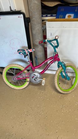 Girls bike