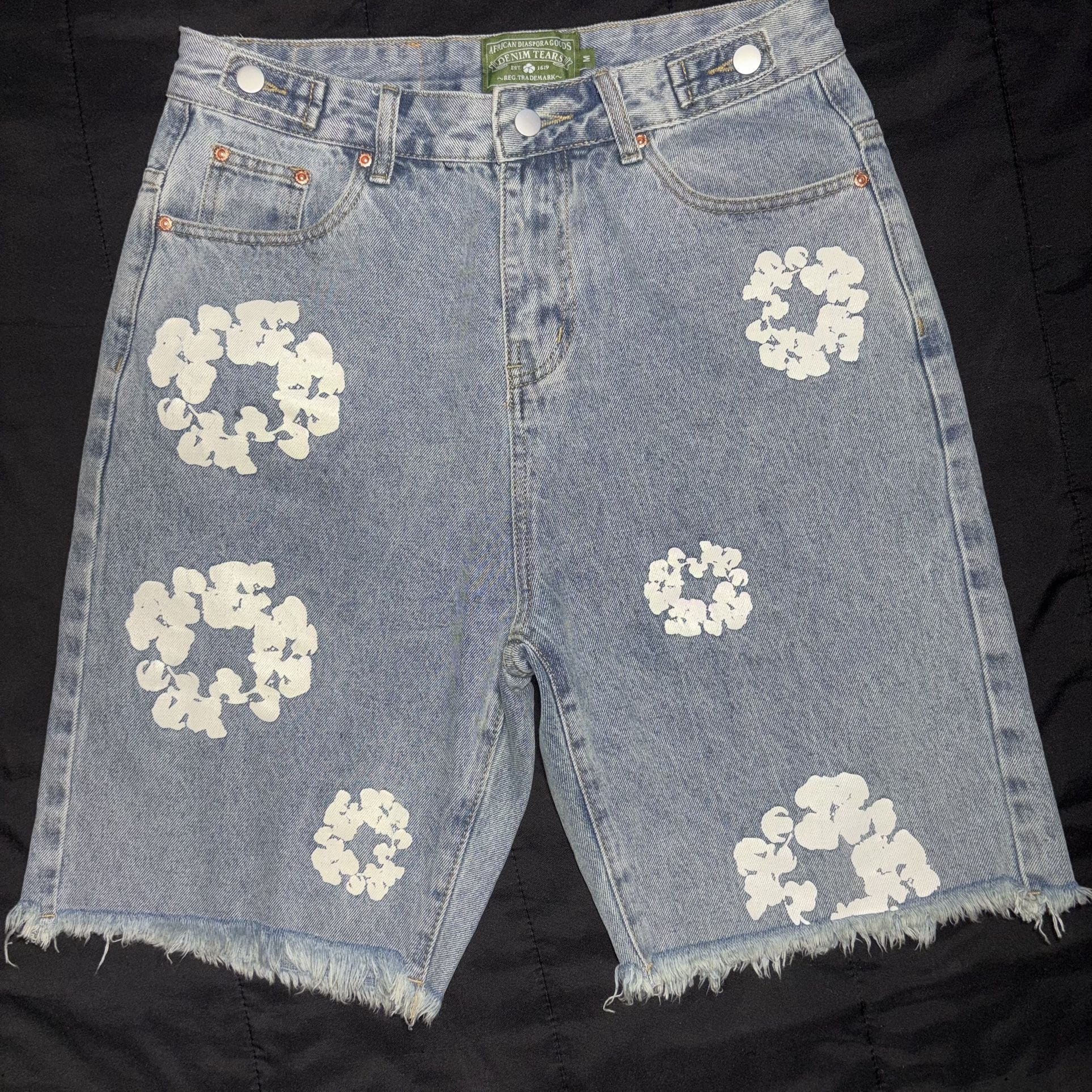 Demin Tear Jean shorts