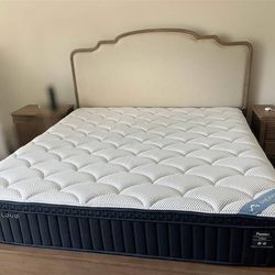 DreamCloud Premier Hybrid King Mattress - Like New Condition
