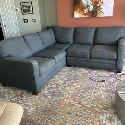 Bassett Sectional 