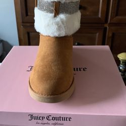 Juicy Couture Winter Boots