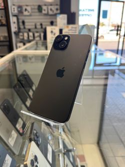 iPhone 15 Plus 128GB Unlocked Pre-owned