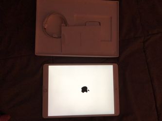 iPad Pro 10.5 rose gold brand new