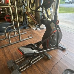 Elliptical Bow flex BXE116