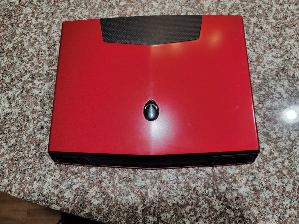 Alienware m15x, Red, i7-720qm cpu, Nvidia gtx 240m