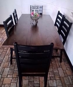 Special 7 Pcs Dining Table Set Sample Flor Only $499 cash