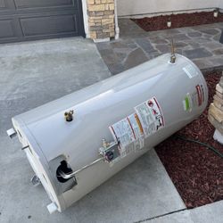 FREE OLD WATER HEATER ** Not Working **