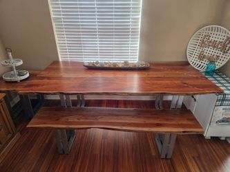 Need Gone ASAP✨️ Live Edge Wood Dining Table & Bench