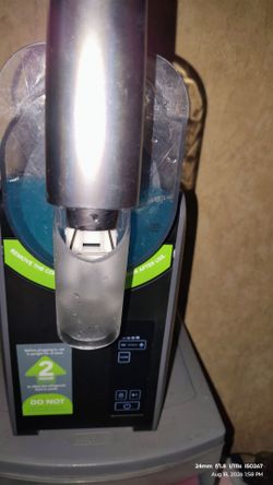 Inoviva Slushy machine 68 0z