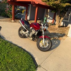 2007 honda hornet 919cc