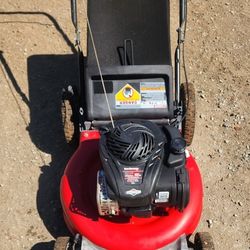 Yard Machine Gas Push Lawn Mower