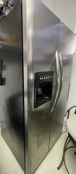 Frigidaire Refrigerator
