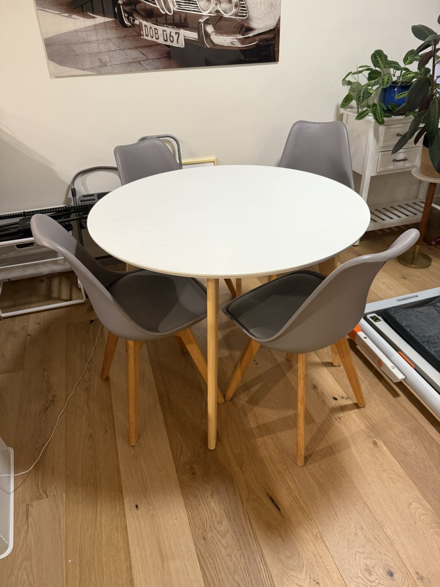 Wood Table And Chairs Set