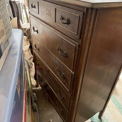 Dresser Heavy Wood