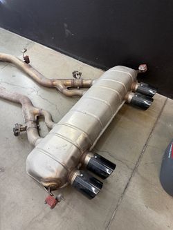 BMW G8x exhaust
