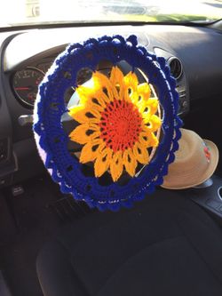 Crochet steering wheel cover