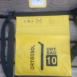 10 LB. DRY BAG