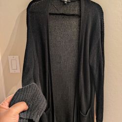 Uniqlo Medium Size Cardigan 