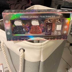 Ariana Grande Perfume Set Up For