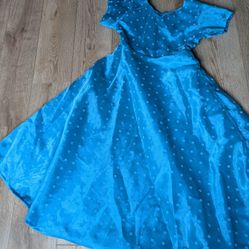 Beautiful Blue Dress With Lining 