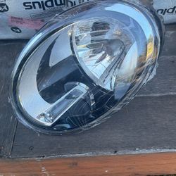 2012-2019 Right Side Headlight “NEW”