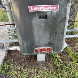 Electric gate stuck or not opening? Fast solution for motor, chain, and sensor issues