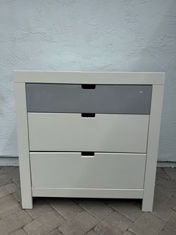 3 drawer dresser