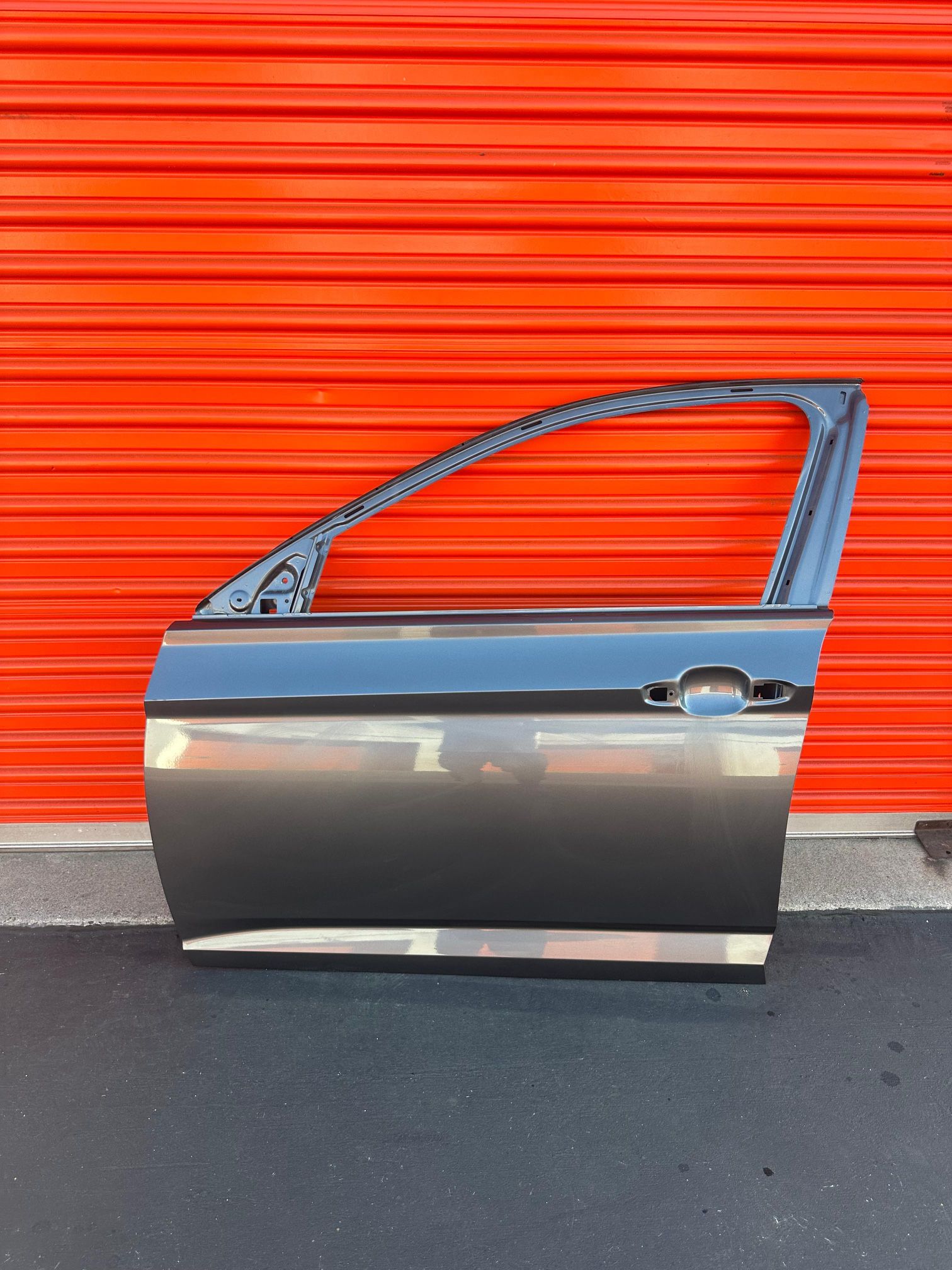 2019-2020 - 2021-2022-2023 -2024 VOLKSWAGEN JETTA LEFT FRONT DOOR OEM