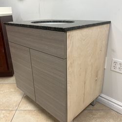 30” Vanity Full High Doors