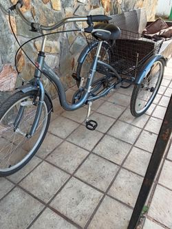 3 wheeler Schwinn ..24 inch
