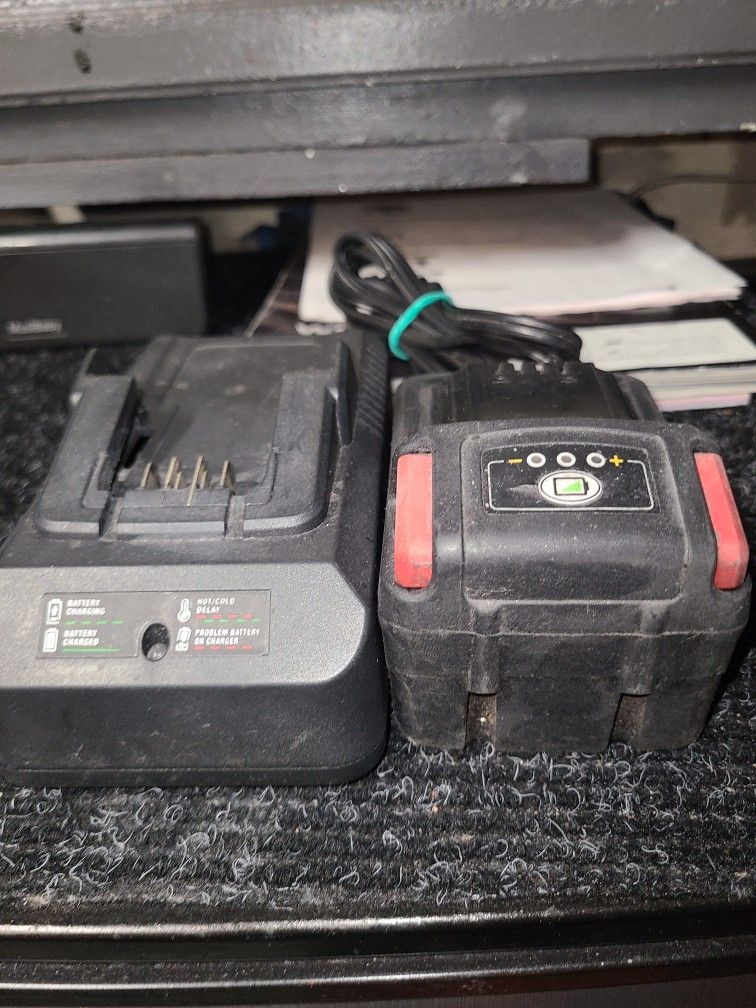 EARTHQUAKE XT 20V 4.0AH BATTERY & CHARGER