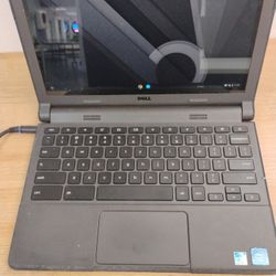 Dell Chrome Laptop  Touchscreen  4 Gig 