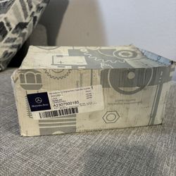 MBZ Trunk Lock 
