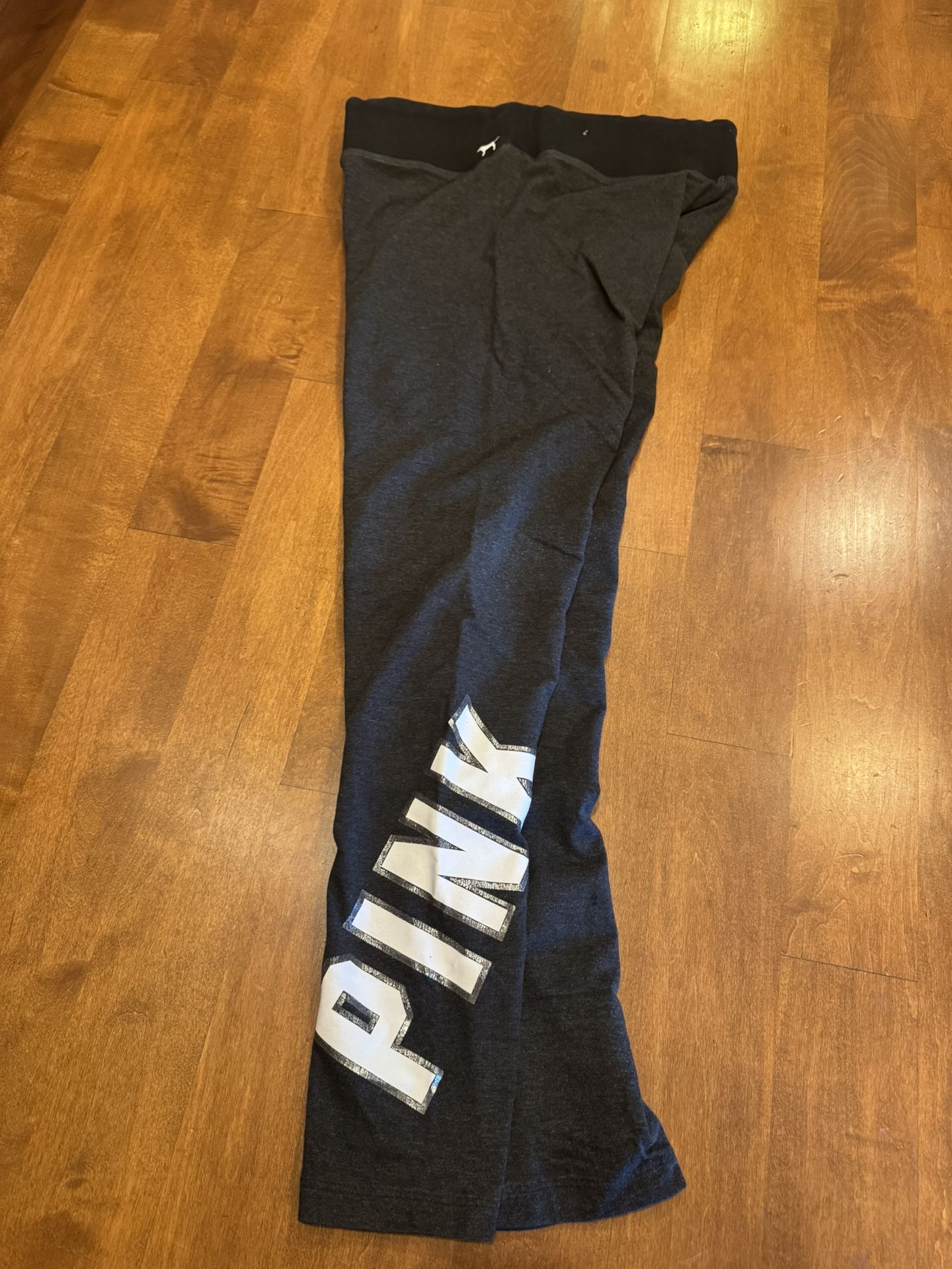 Woman’s Victorias Secret Pink Leggings Can Ship If Needed