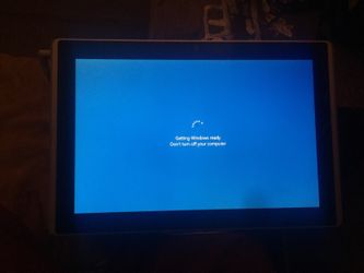 Asus Eee Slate Tablet pc Touchscreen i5/4gb/64gbSSD 64bit Os windows 10... works great, No Stylus, Needs a battery, but works when plugged in. Doesn'