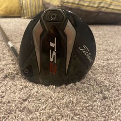 Titleist TS2 Driver