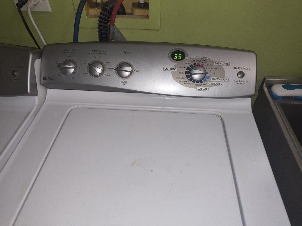 Washer And Dryer Set