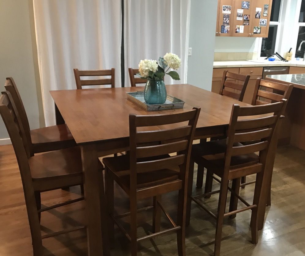 Counter Height Table With 8 Chairs 