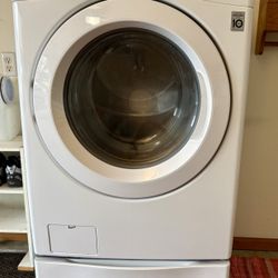 Like New LG Direct Drive Front Load Washer With Pedestal 