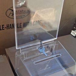 Clear Lottery Display Boxes W Keys