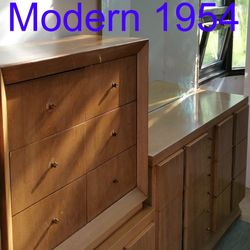 Vintage 1954 Mid Century Modern MCM 3 Piece American Martinsville Bedroom Set Dresser Mirror  Chest Of Drawers  Original Delivery Tag 