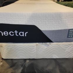 Nectar Premier Twin Size Mattress Memory Foam Bed 