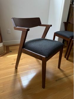 Set of 4 Dining Chairs (Article)