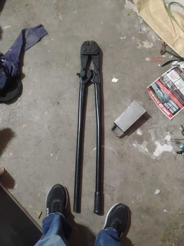 4 Ft Bolt Cutters 60 Obo