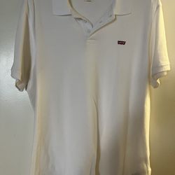 Men’s Levi’s Shirt