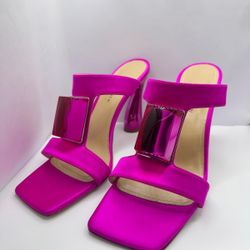 Elegant pink women’s heel