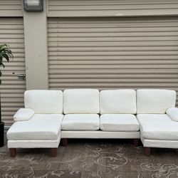 ✨ Like-New White Sectional Sofa – FREE Same-Day Delivery! ✨