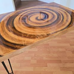 Amazing Vertigo Swirl Dining Table 
